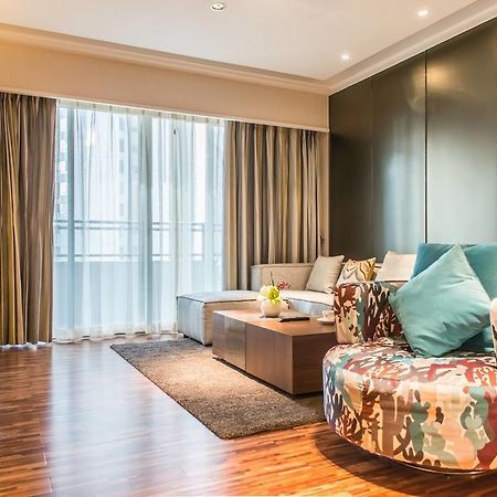 一呆公寓广州保利中达店 Canton Extérieur photo